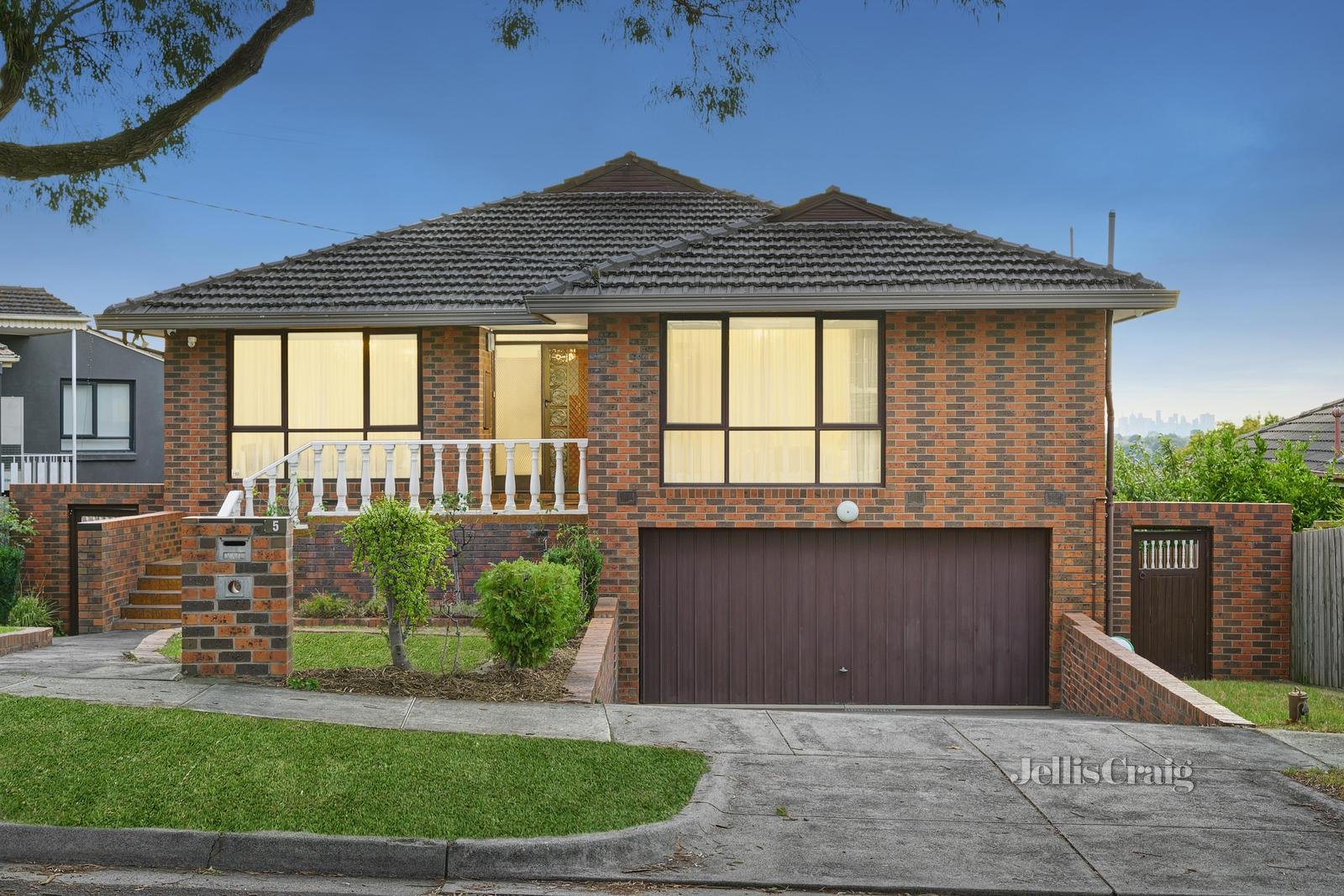Mount Waverly